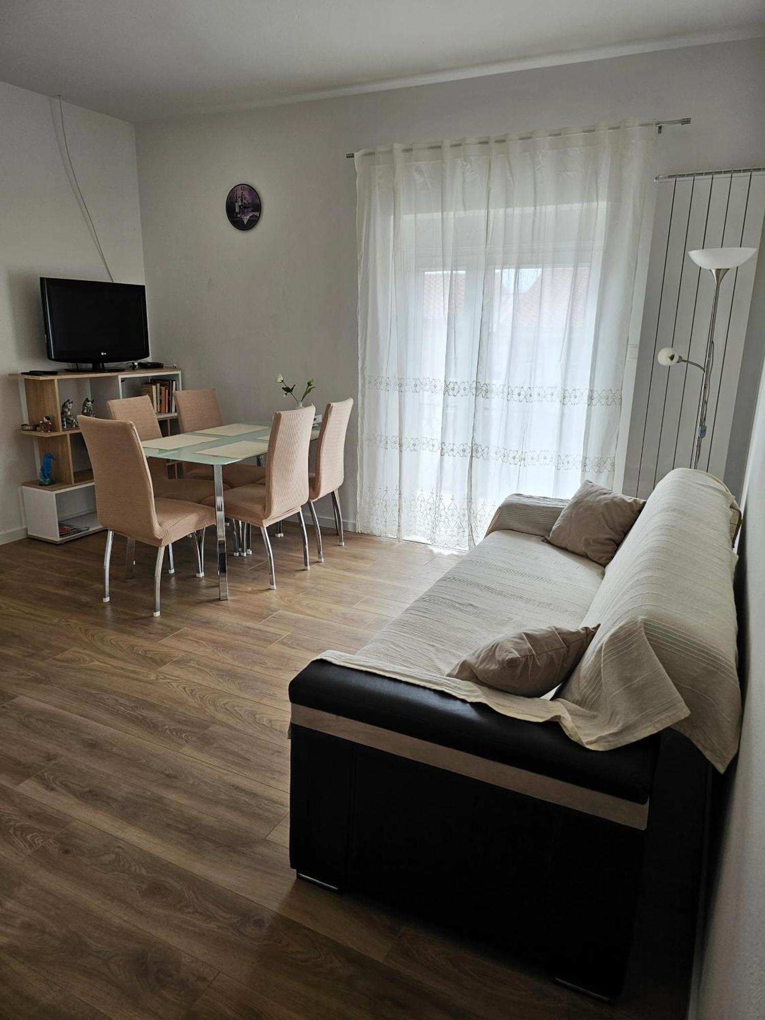 Apartments Plejic Seget Vranjica Buitenkant foto